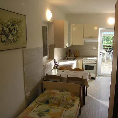 Apartment Jelekovac *